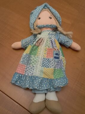 Holly Hobbie Knickerbocker Cloth Doll